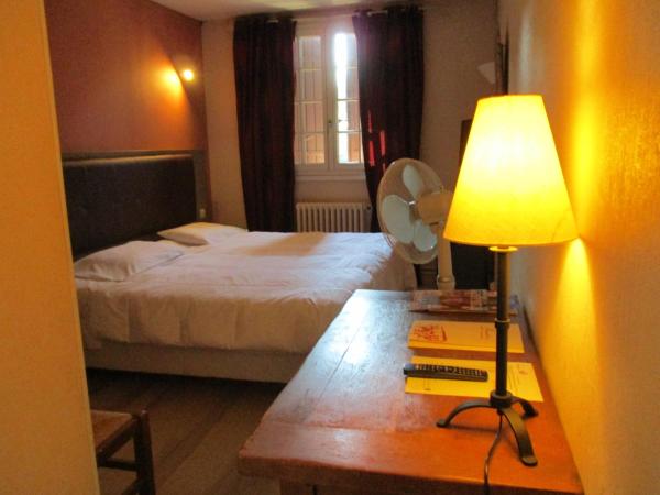 Hôtel La Flambée : photo 4 de la chambre chambre double