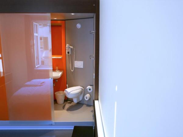 easyHotel Zürich City Centre : photo 4 de la chambre chambre double standard