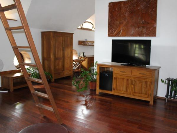 Pension U Hastrmana : photo 5 de la chambre suite avec vue sur lac