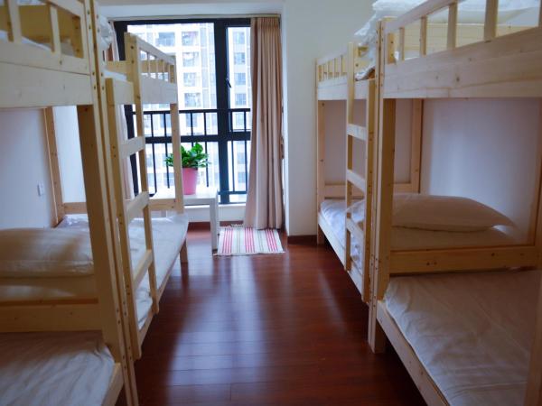 Lan House Youth Apartment : photo 2 de la chambre lit superposé dans dortoir pour femmes 