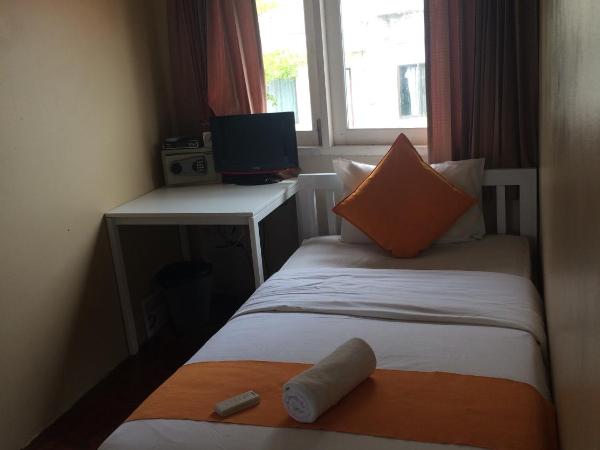 VX The Fifty : photo 1 de la chambre chambre simple avec salle de bains commune