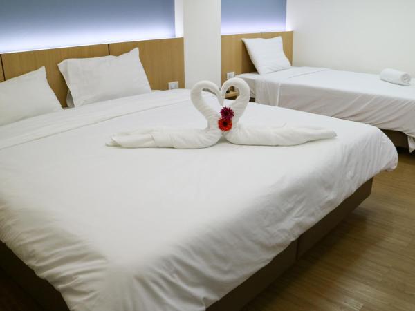 Beerapan Hotel : photo 9 de la chambre chambre triple