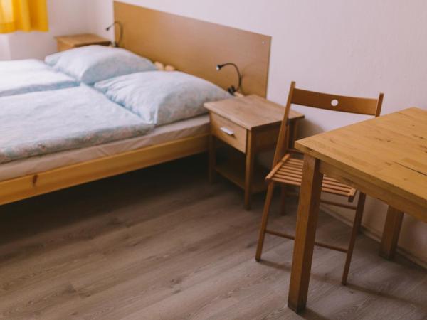 Hostel Dakura : photo 5 de la chambre chambre double ou lits jumeaux avec salle de bains commune