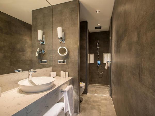 Golden Tulip Istanbul Bayrampasa : photo 4 de la chambre suite - vue sur ville