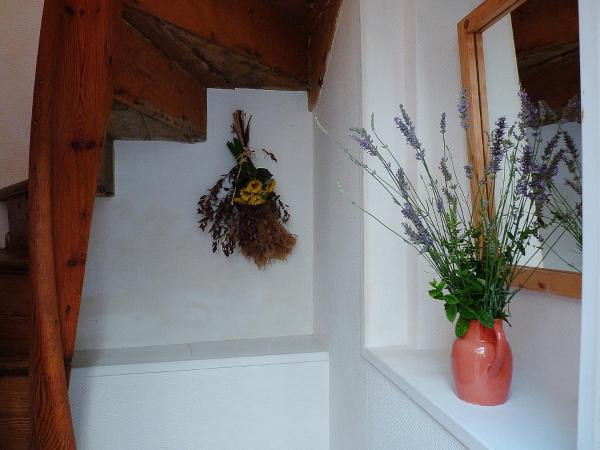 Atelier d'Art Saint Leonard : photo 7 de la chambre appartement en duplex