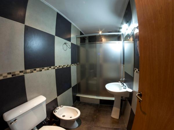 Hotel Reina : photo 2 de la chambre chambre double