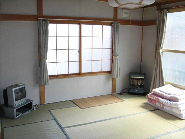 Sapporo Inn Nada : photo 1 de la chambre chambre triple de style japonais avec salle de bains commune
