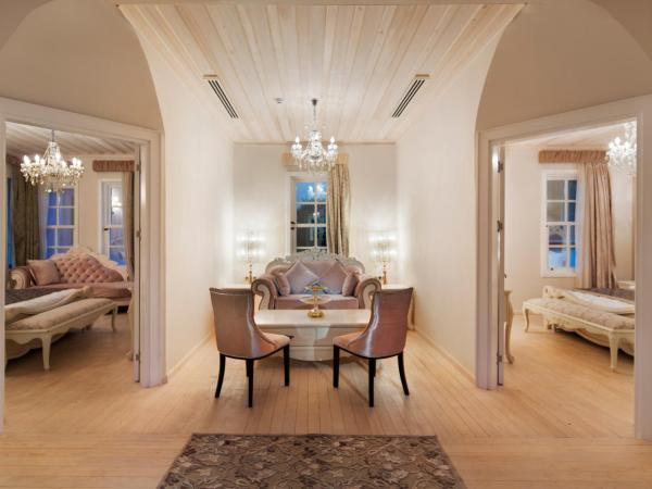 Elegance East Hotel : photo 1 de la chambre suite familiale