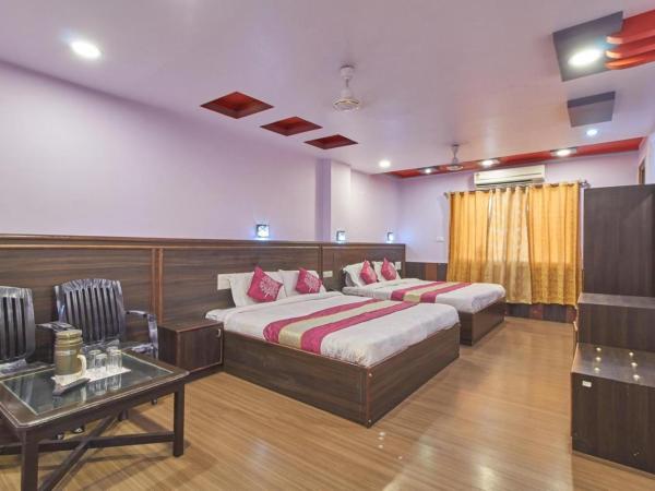 Hotel Deep Palace : photo 1 de la chambre chambre familiale