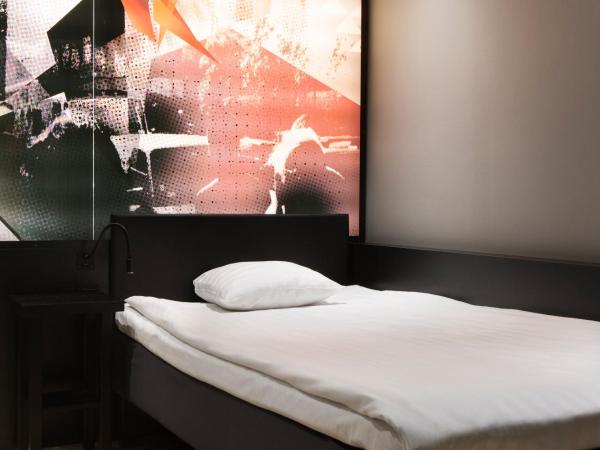 Comfort Hotel Xpress Stockholm Central : photo 3 de la chambre chambre simple Économique sans fenêtre