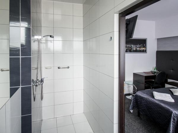 Hotel Junior : photo 2 de la chambre chambre simple