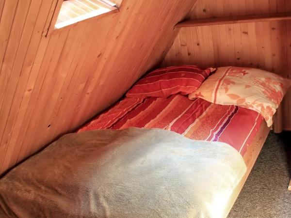 Camping Pod Krokwią : photo 2 de la chambre chalet supérieur