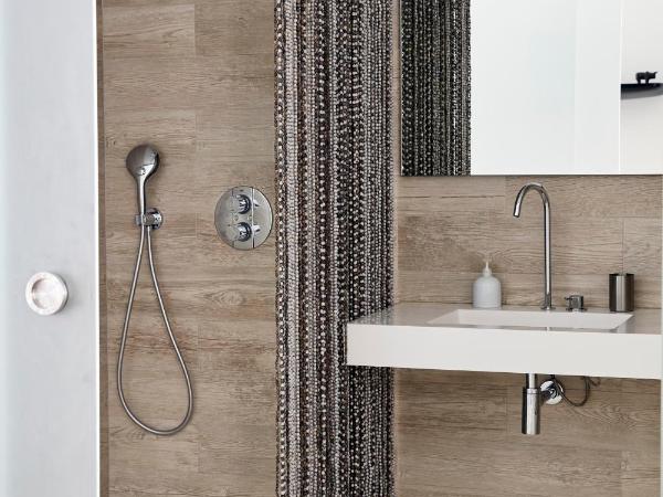 Eden Lodge Paris : photo 1 de la chambre suite - accès pour personnes à mobilité réduite