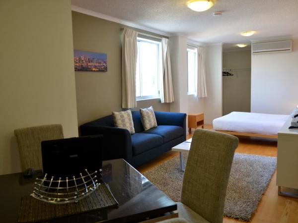 Frisco Apartments : photo 2 de la chambre studio