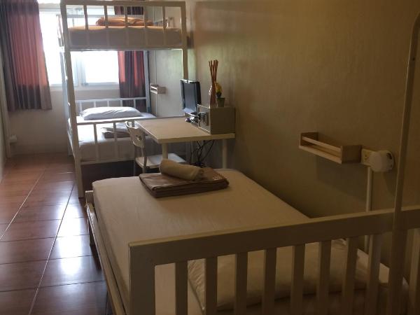 VX The Fifty : photo 4 de la chambre chambre triple basique avec salle de bains commune