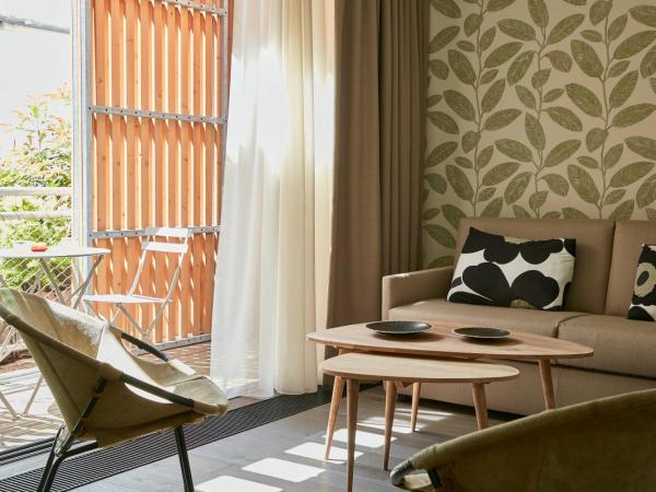 Eden Lodge Paris : photo 6 de la chambre suite - vue sur jardin