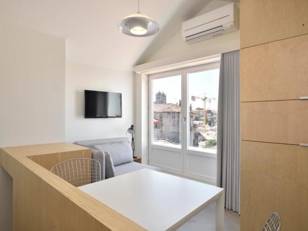 House of Artists : photo 7 de la chambre chambre familiale - vue sur ville