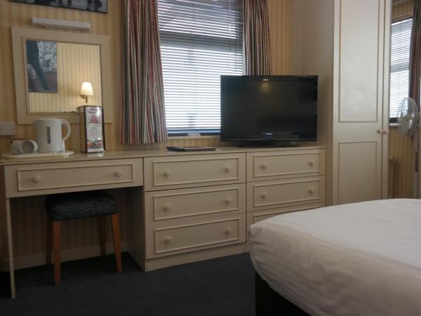 Hotel Celebrity Bournemouth East Cliff by Villare hotels : photo 2 de la chambre chambre lits jumeaux standard