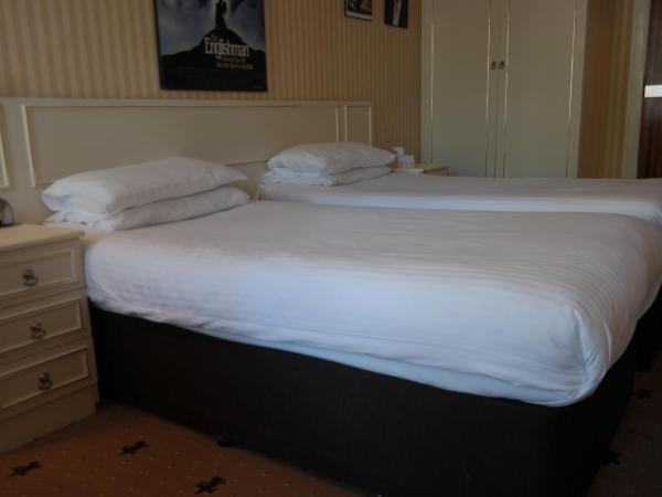 Hotel Celebrity Bournemouth East Cliff by Villare hotels : photo 8 de la chambre chambre lits jumeaux standard