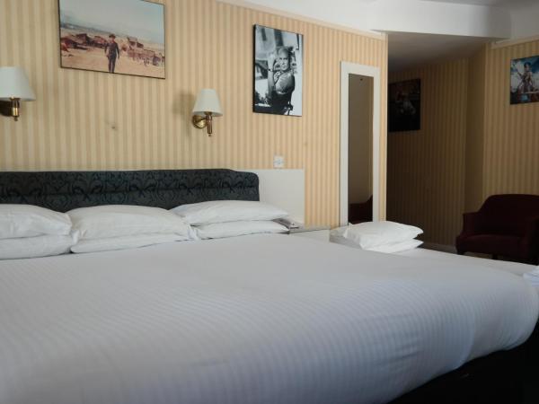 Hotel Celebrity Bournemouth East Cliff by Villare hotels : photo 4 de la chambre chambre triple standard