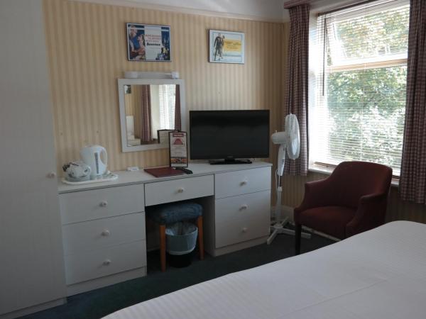 Hotel Celebrity Bournemouth East Cliff by Villare hotels : photo 2 de la chambre chambre triple standard