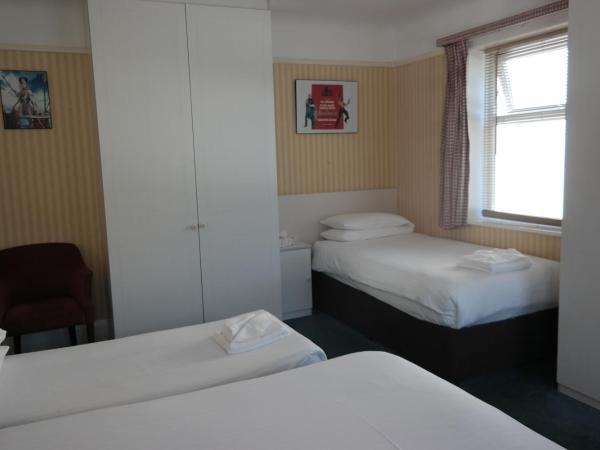 Hotel Celebrity Bournemouth East Cliff by Villare hotels : photo 3 de la chambre chambre triple standard