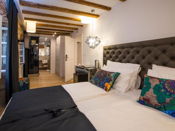 Spalato Luxury Rooms : photo 3 de la chambre chambre deluxe double ou lits jumeaux