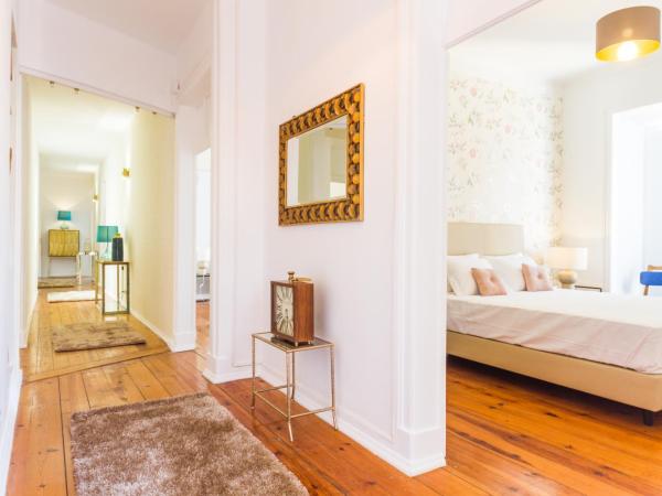 City Lofts Lisbon - Guesthouse : photo 1 de la chambre chambre double standard avec salle de bains commune