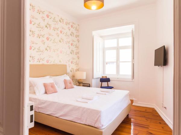 City Lofts Lisbon - Guesthouse : photo 9 de la chambre chambre double standard avec salle de bains commune