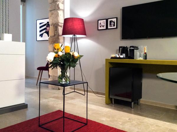 CinqueSuites Ortigia : photo 5 de la chambre suite de luxe avec baignoire spa chauffée