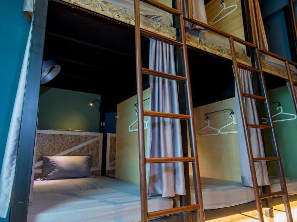 Finess Basic Hotel : photo 2 de la chambre lit dans dortoir mixte de 4 lits