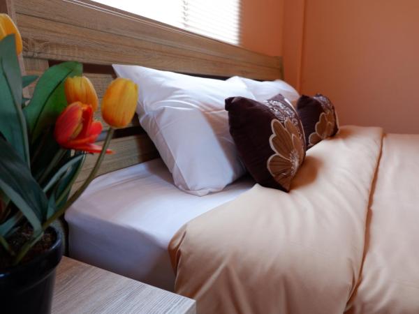 Panisara Pool Villa Resort Huahin : photo 5 de la chambre villa - vue sur jardin