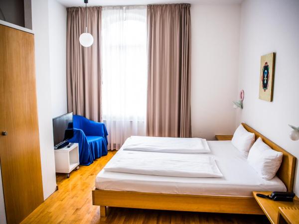 Art-Hotel Robert Mayer : photo 1 de la chambre chambre double