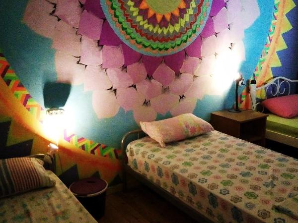 Shantihome : photo 5 de la chambre lit simple dans dortoir mixte de 3 lits