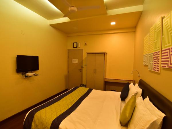 MY Bizz Hotel Sapna : photo 8 de la chambre chambre double supérieure