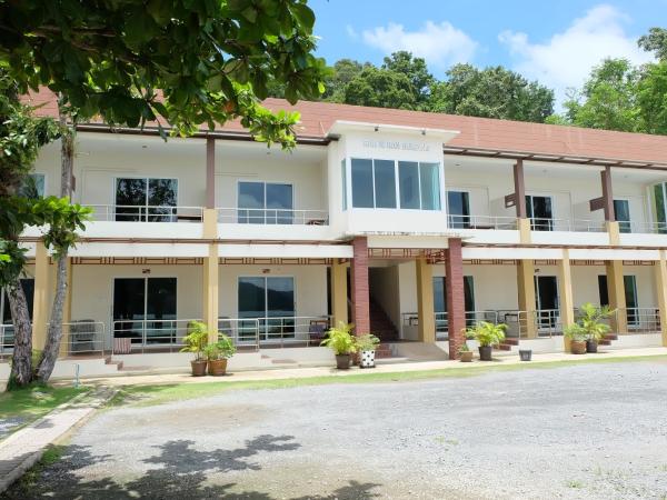 Chokdee Resort : photo 1 de la chambre chambre lit king-size supérieure