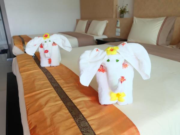 Chokdee Resort : photo 4 de la chambre chambre lit king-size supérieure