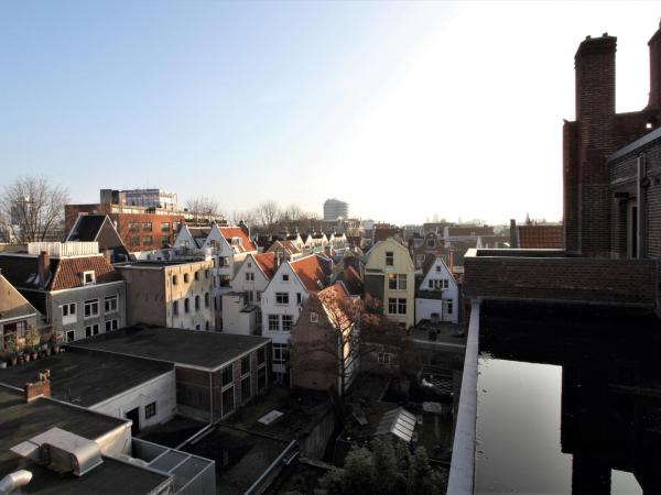 The Bank Hotel : photo 9 de la chambre petite chambre double avec terrasse