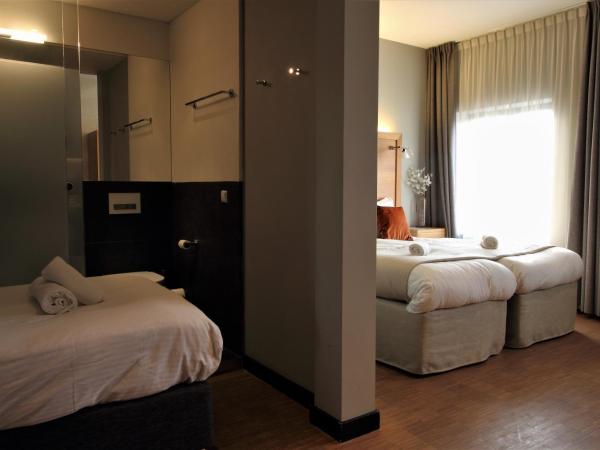 The Bank Hotel : photo 4 de la chambre chambre triple