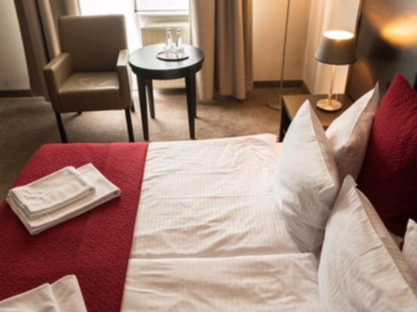 Comm Hotel Poznań Airport : photo 1 de la chambre chambre double supérieure