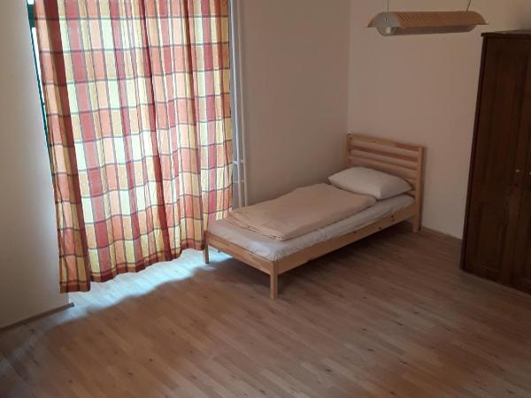 Porzellaneum : photo 7 de la chambre chambre simple avec toilettes et douche communes