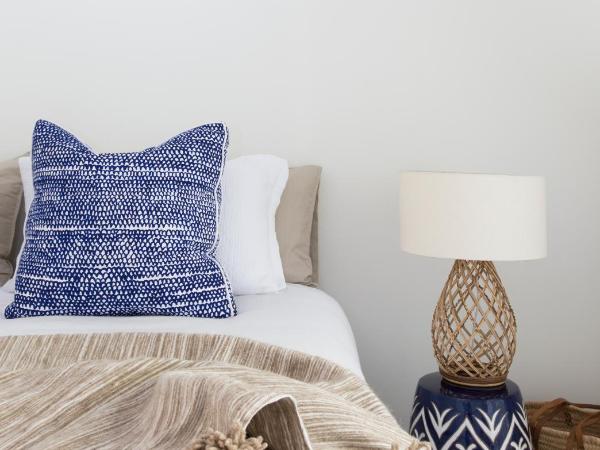 Satara Byron Bay - Adults Only : photo 1 de la chambre studio lit king-size avec canapé-lit