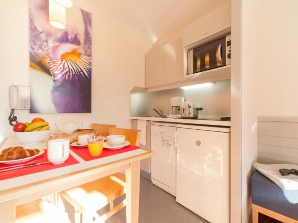 Résidence Pierre & Vacances La Daille : photo 6 de la chambre appartement 1 chambre (4 personnes)