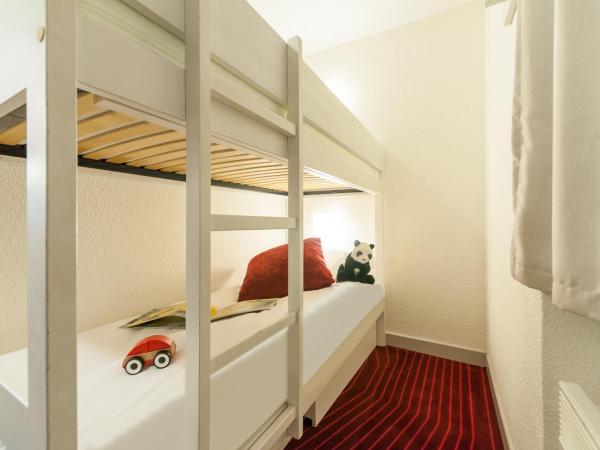 Résidence Pierre & Vacances La Daille : photo 6 de la chambre appartement 1 chambre avec alcôve - vue dégagée sur montagne (6 personnes)