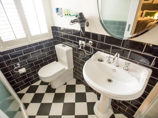 Edward Lodge New Fam : photo 6 de la chambre premum king room