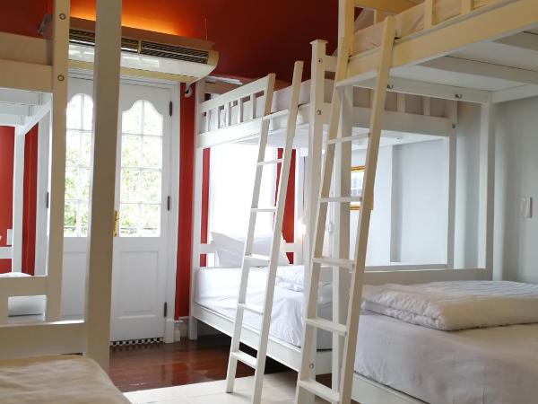 Bed in Town : photo 1 de la chambre lit dans dortoir féminin de 5 lits