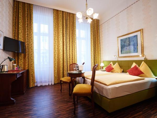 Hotel Austria - Wien : photo 3 de la chambre chambre triple confort