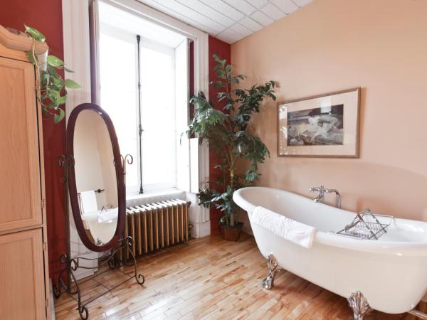 Manoir Sur le Cap : photo 7 de la chambre chambre lit king-size