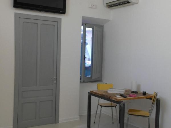 My Eco Rooms Olbia : photo 1 de la chambre chambre quadruple