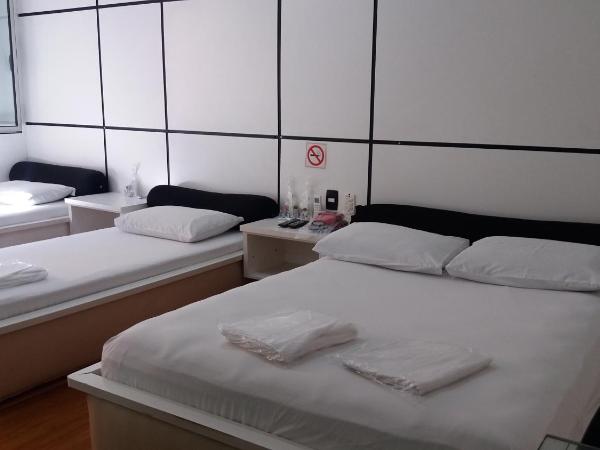 Center Park Hotel Lapa : photo 2 de la chambre chambre quadruple standard